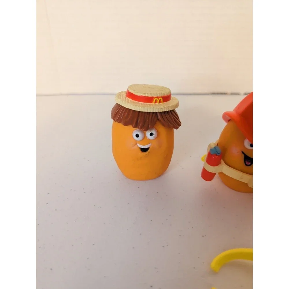 1988 McNugget Buddies And Firefighter 1988 McDonald’s Happy Meal Toy Nugget Twin